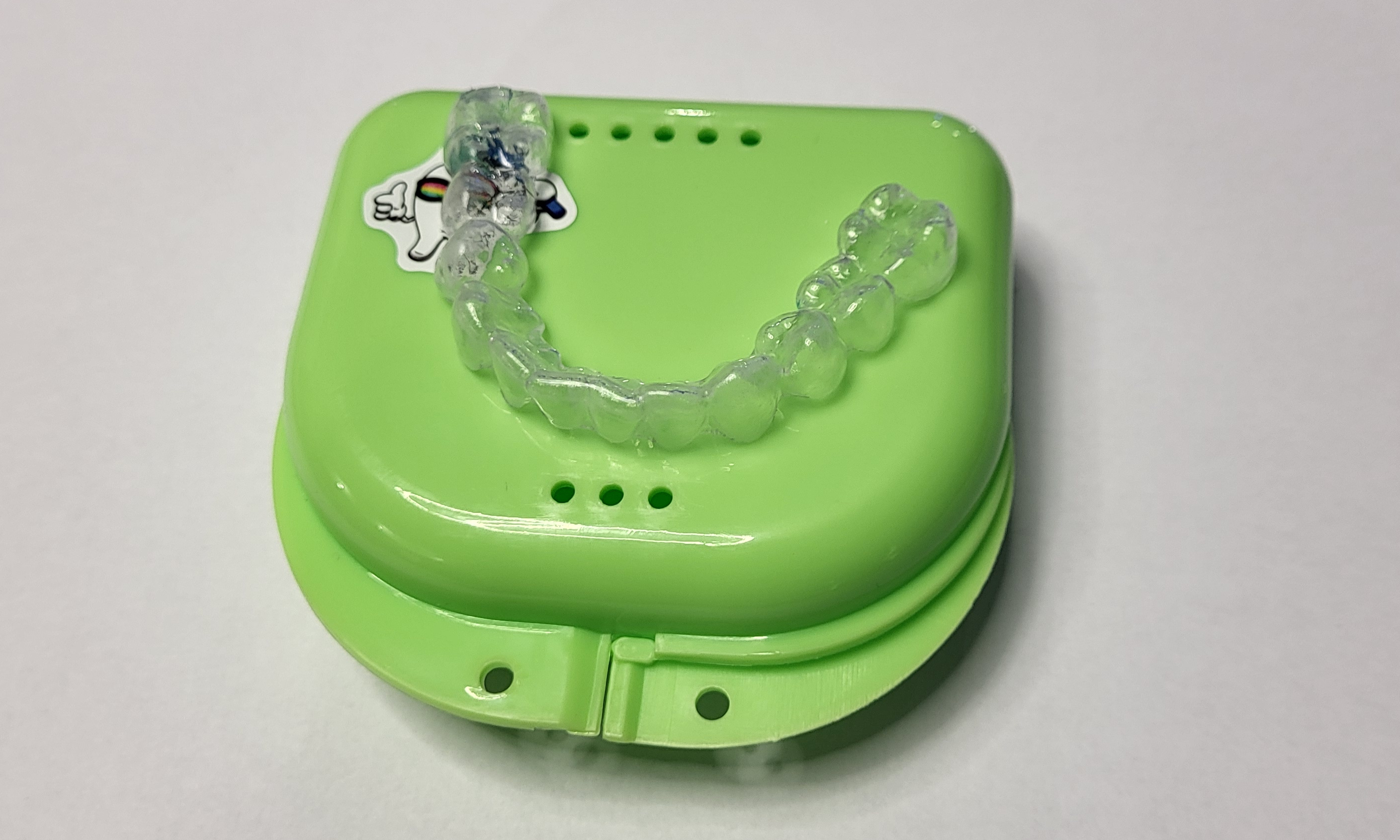 Indywidualne nakładki do wybielania zebów - pracownia protetyczna częstochowa